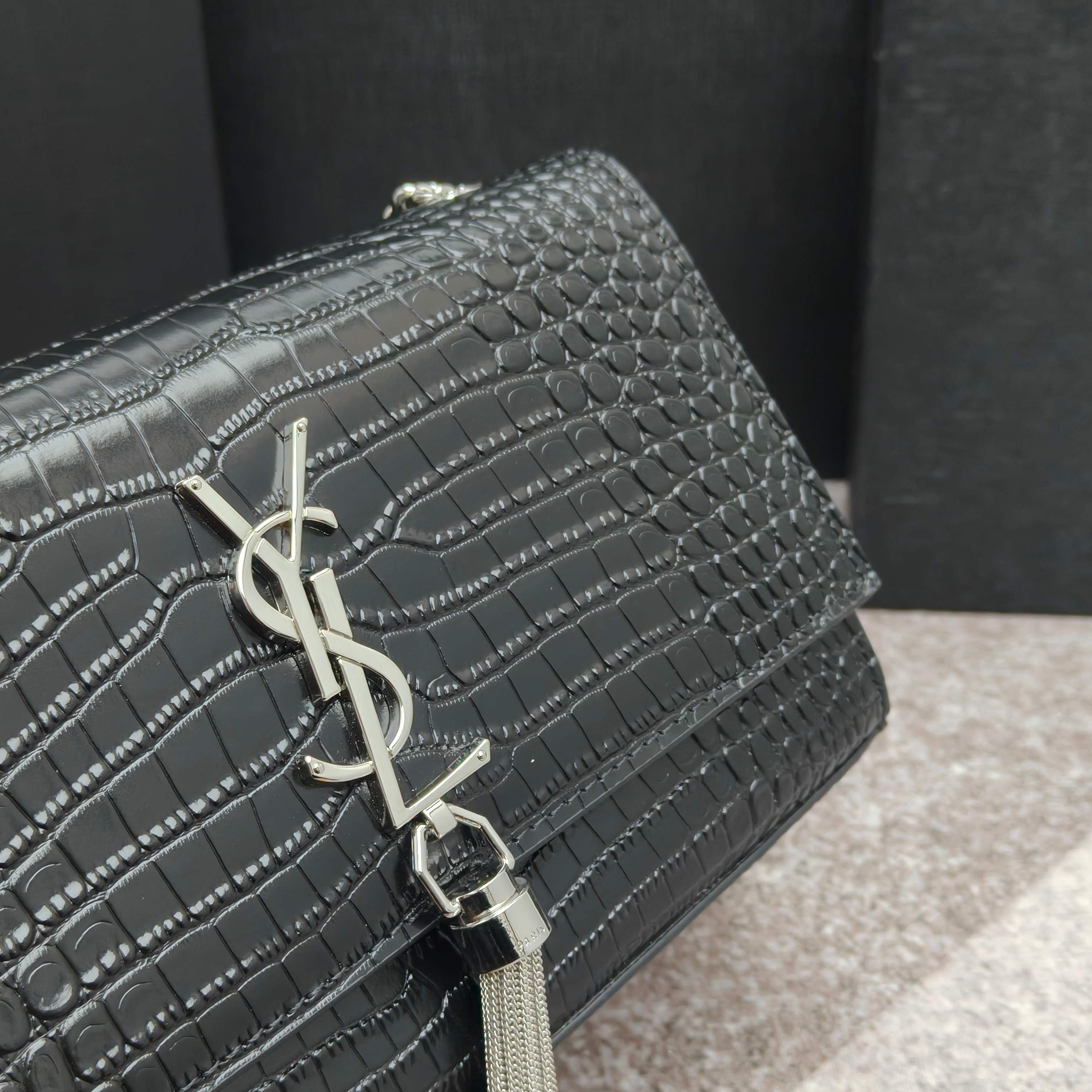 YSL💟SAINT LAURENT SLP💟时尚博主chiara Ferragni 各大明星同款🇬🇧金属