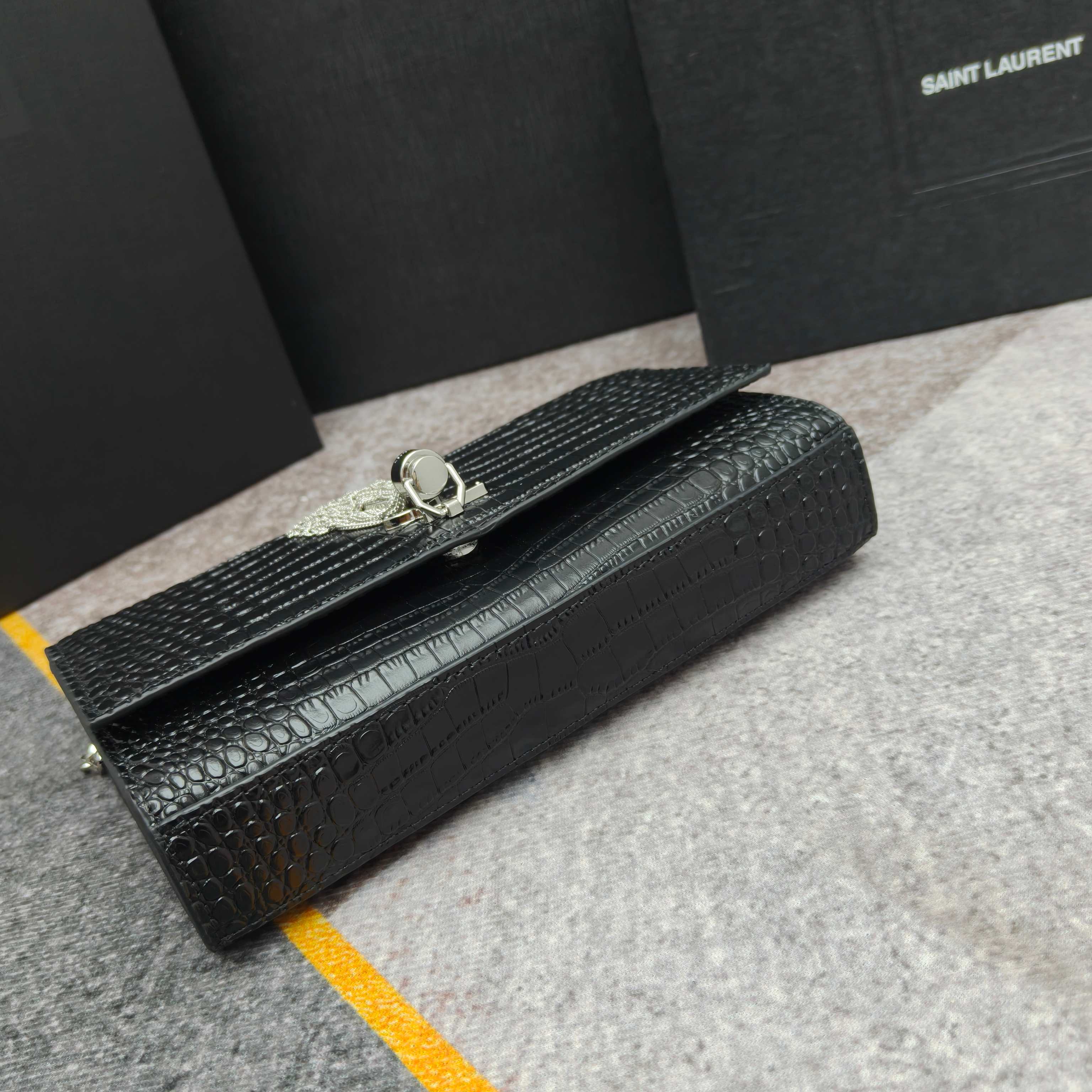 YSL💟SAINT LAURENT SLP💟时尚博主chiara Ferragni 各大明星同款🇬🇧金属