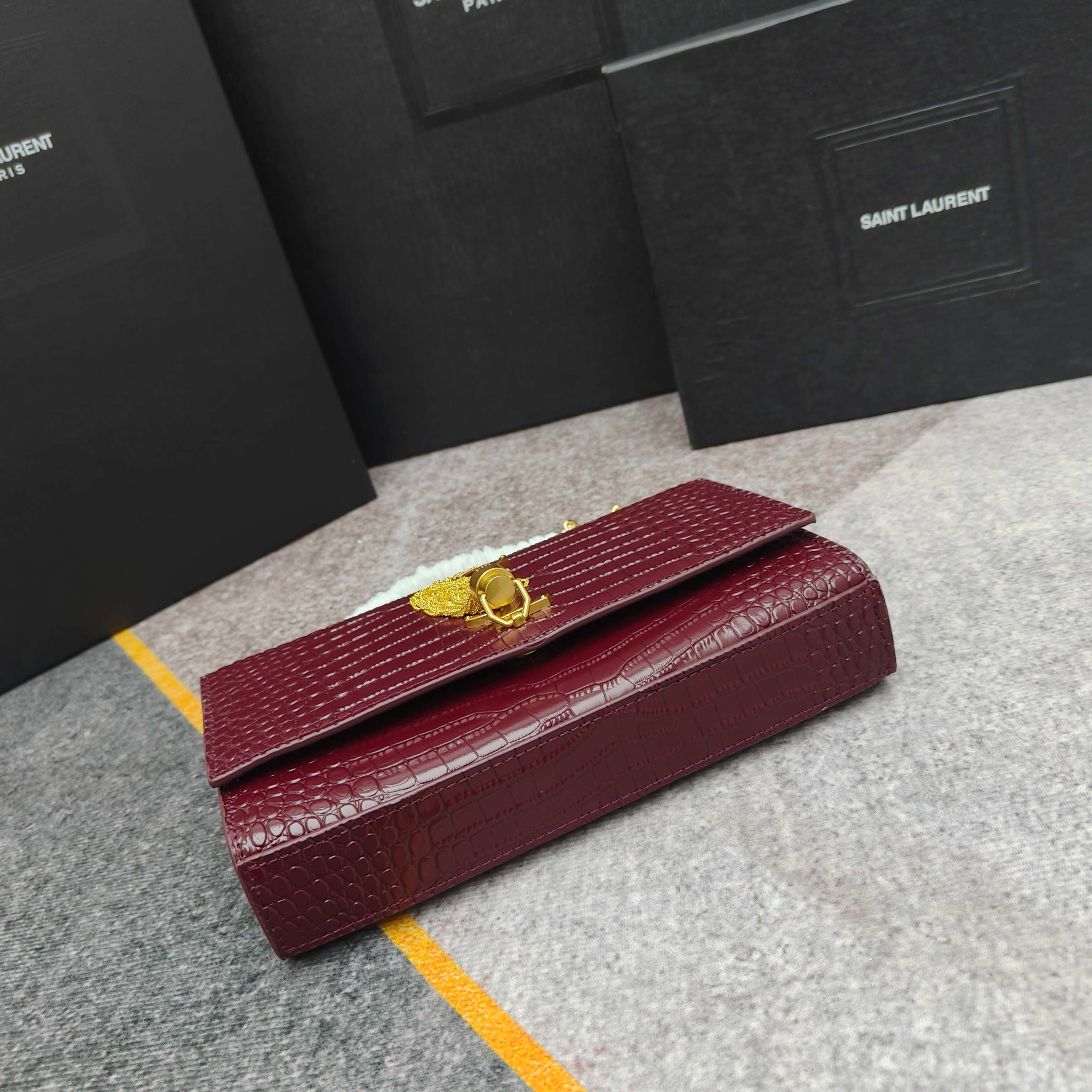 YSL💟SAINT LAURENT SLP💟时尚博主chiara Ferragni 各大明星同款🇬🇧金属