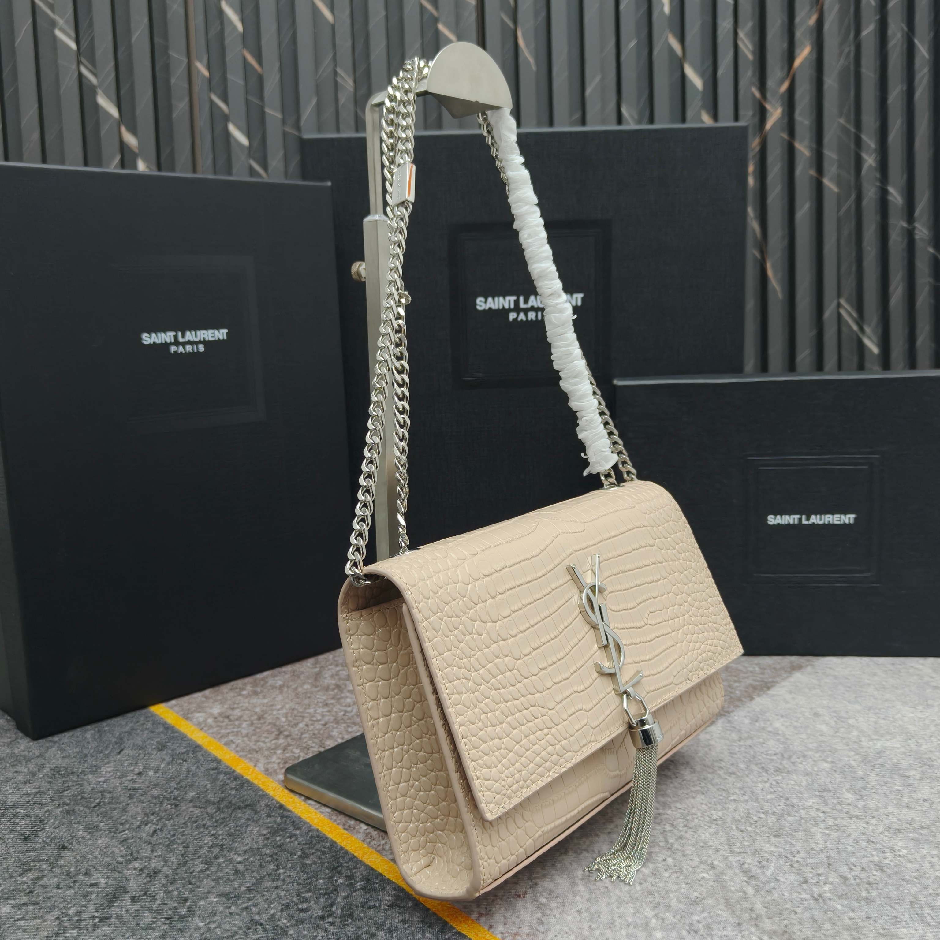 YSL💟SAINT LAURENT SLP💟时尚博主chiara Ferragni 各大明星同款🇬🇧金属