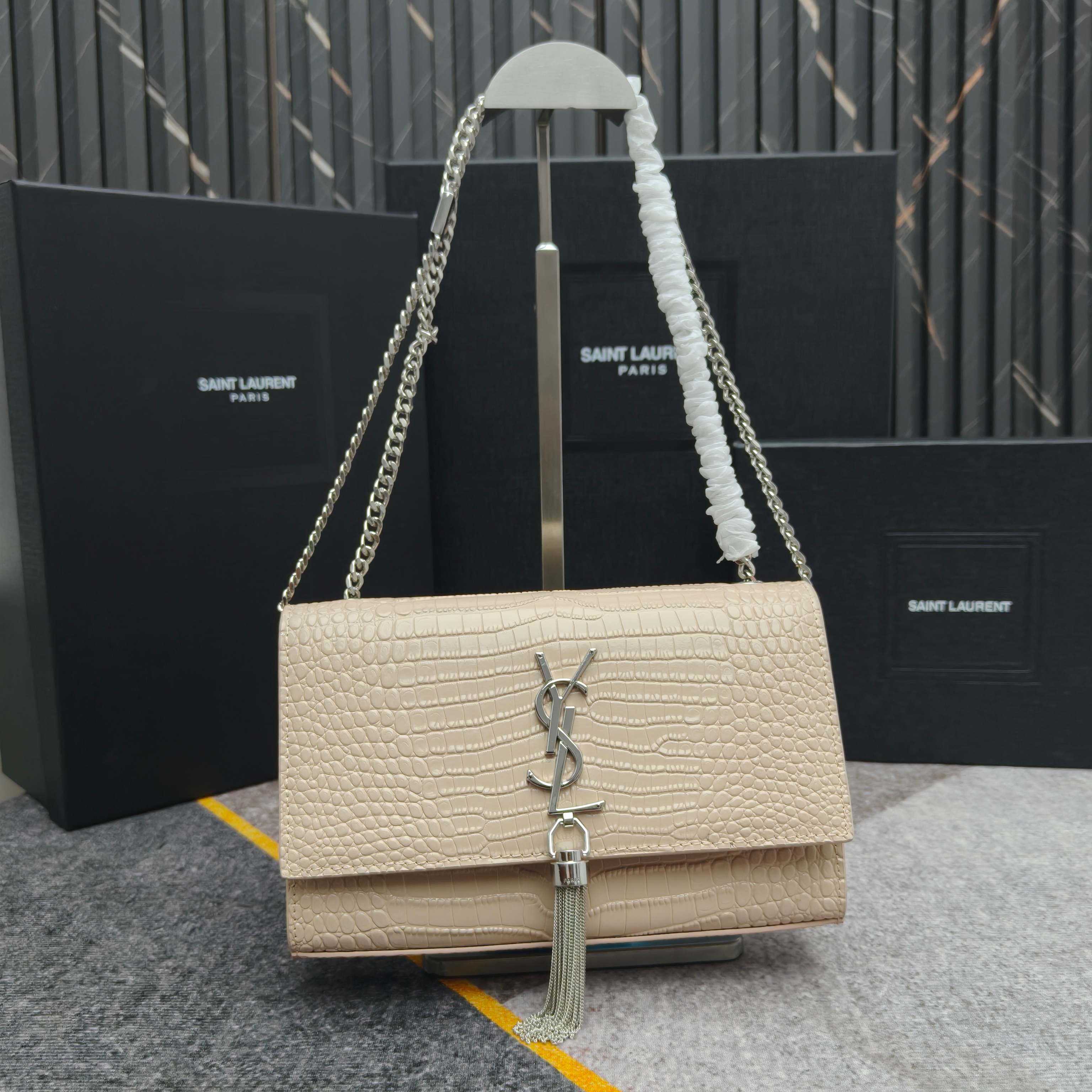 YSL💟SAINT LAURENT SLP💟时尚博主chiara Ferragni 各大明星同款🇬🇧金属