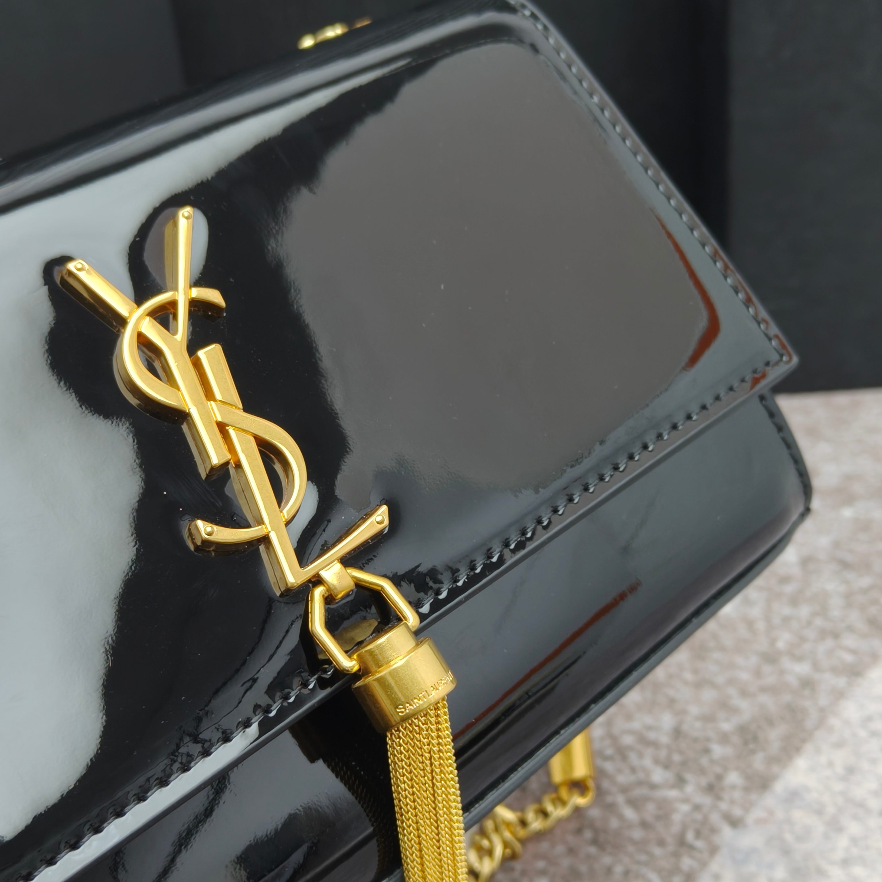 YSL💟SAINT LAURENT SLP💟时尚博主chiara Ferragni 各大明星同款🇬🇧金属