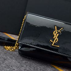 黑色漆皮·MONOGRAM Phone Holder迷你款小包_对于现在超级流行的小包风潮,这款绝对值得 黑色漆皮·MONOGRAM Phone Holder迷你款小包_对于现在超级流行的小包风潮,这款绝对值得