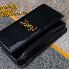 黑色漆皮·MONOGRAM Phone Holder迷你款小包_对于现在超级流行的小包风潮,这款绝对值得 黑色漆皮·MONOGRAM Phone Holder迷你款小包_对于现在超级流行的小包风潮,这款绝对值得