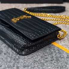 鳄鱼纹黑色MONOGRAM Phone Holder迷你款小包_对于现在超级流行的小包风潮,这款绝对值得 鳄鱼纹黑色MONOGRAM Phone Holder迷你款小包_对于现在超级流行的小包风潮,这款绝对值得