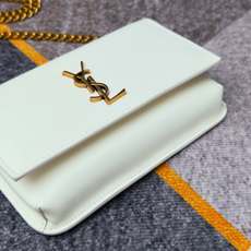 白色牛皮·MONOGRAM Phone Holder迷你款小包_对于现在超级流行的小包风潮,这款绝对值得 白色牛皮·MONOGRAM Phone Holder迷你款小包_对于现在超级流行的小包风潮,这款绝对值得