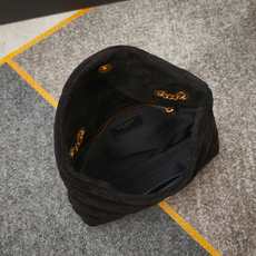 小号8821-1升级头层小牛皮磨砂版LOULOU PUFFER 手感柔软细腻,犹如怀抱云朵☁️般的感受; 小号8821-1升级头层小牛皮磨砂版LOULOU PUFFER 手感柔软细腻,犹如怀抱云朵☁️般的感受;