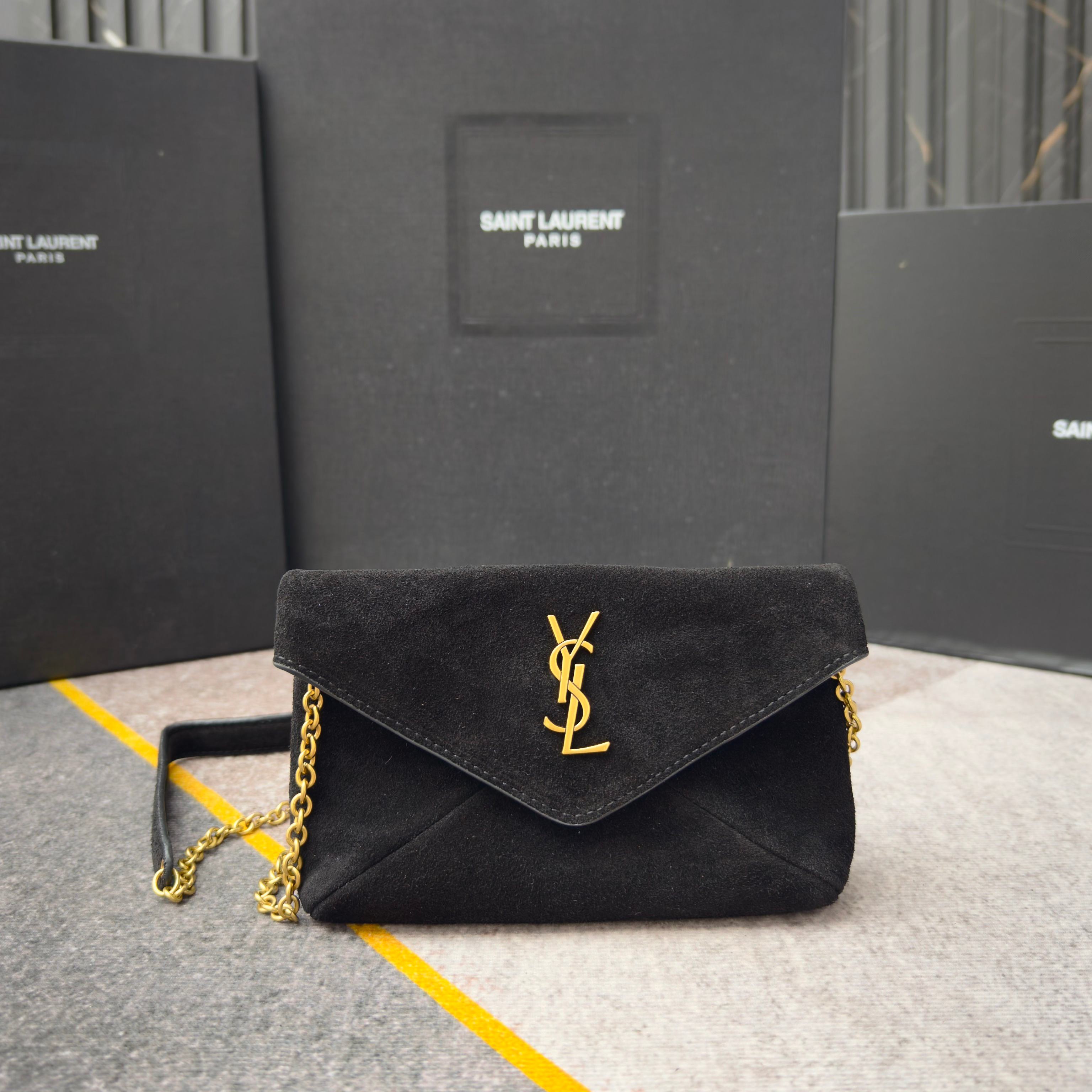 9001黑色磨砂牛皮·Calypso 新款mini链条包新款链条包 个性干练，链条可拆卸做手包，手拿效果
