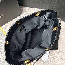 黑色磨砂Jamie 4.3 Large POCHON_福袋水桶包抽绳设计让手袋呈现出自然高级的褶皱感 金 黑色磨砂Jamie 4.3 Large POCHON_福袋水桶包抽绳设计让手袋呈现出自然高级的褶皱感 金