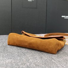 棕色大象纹·9003Calypso 新款链条包新款链条包 个性干练,链条可拆卸做手包,手拿效果精致酷飒, 棕色大象纹·9003Calypso 新款链条包新款链条包 个性干练,链条可拆卸做手包,手拿效果精致酷飒,