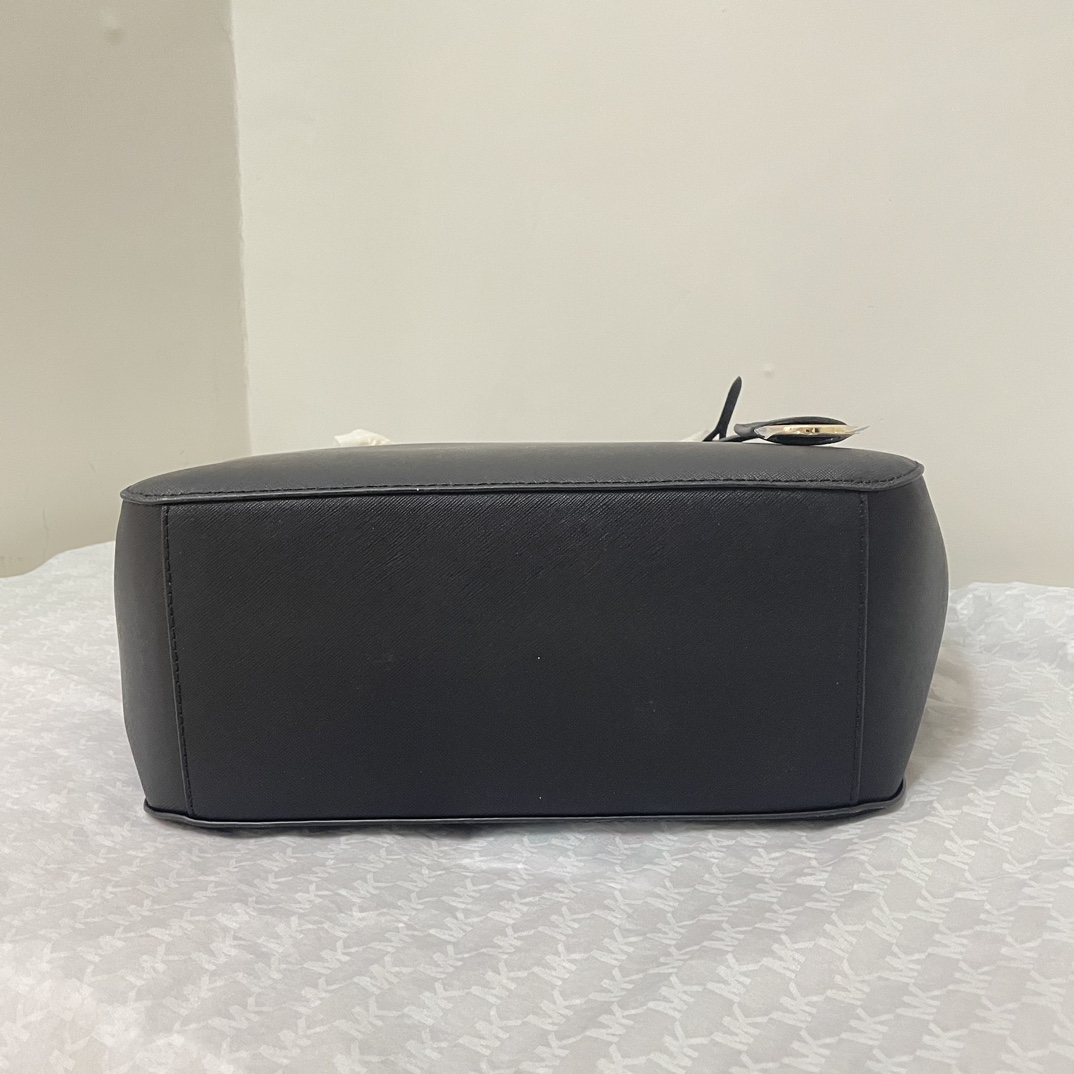 Michael Kors ～新款购物袋
