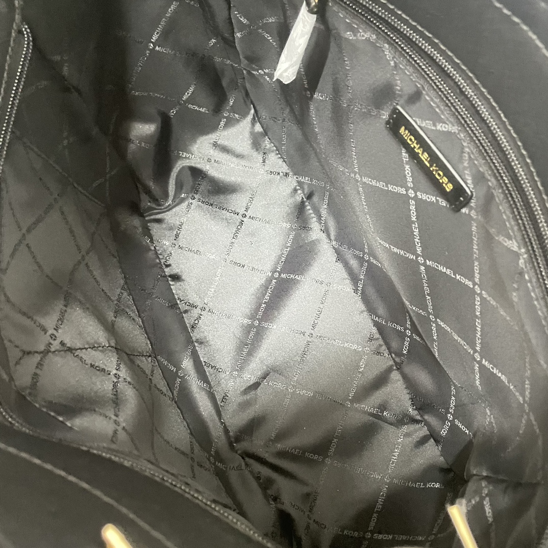 Michael Kors ～新款购物袋