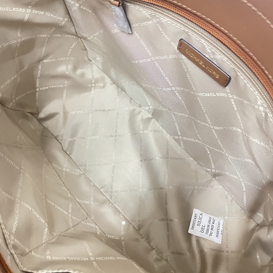 Michael Kors ～新款购物袋