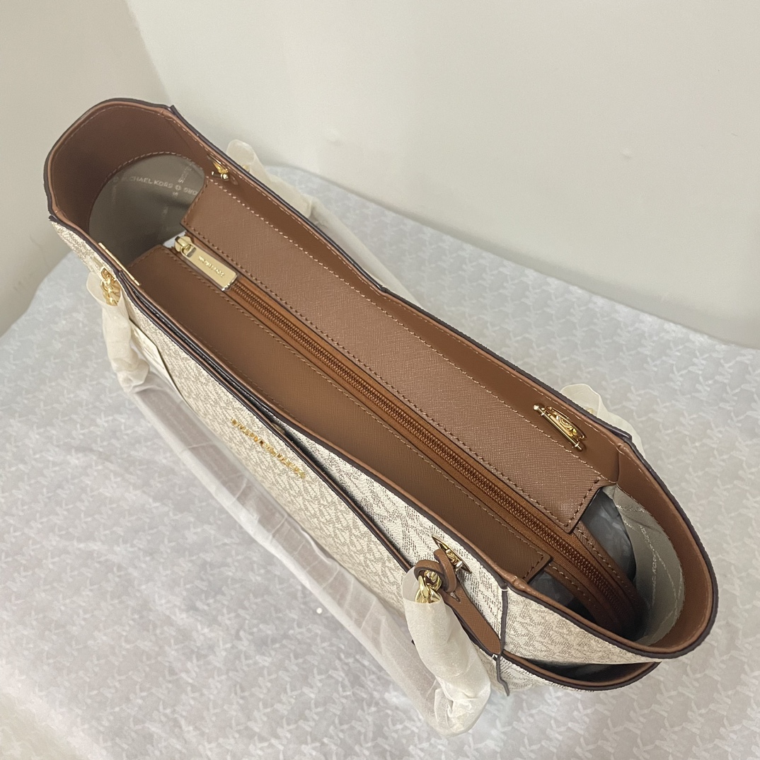 Michael Kors ～新款购物袋