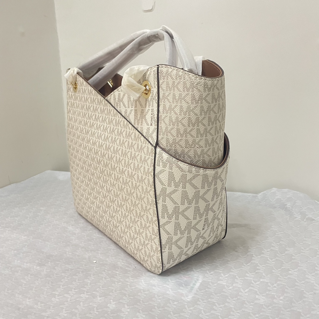 Michael Kors ～新款购物袋