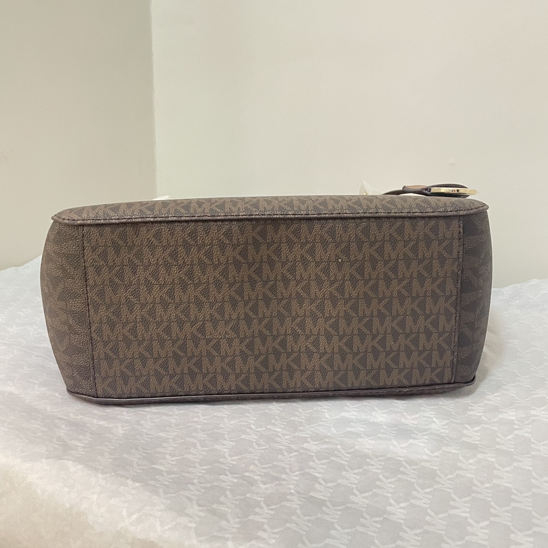 Michael Kors ～新款购物袋