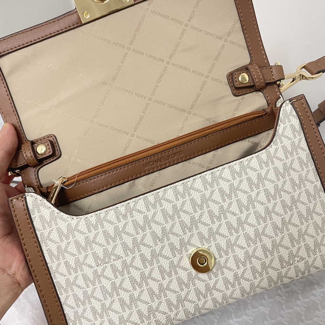 Michael Kors ～2024新款腋下包