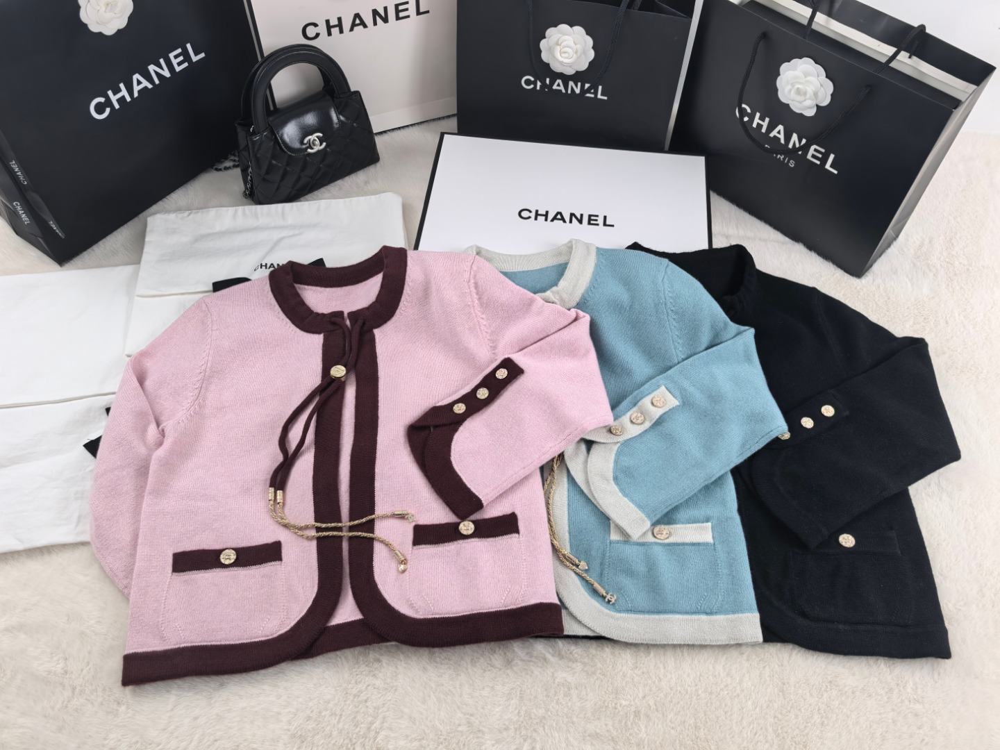 NO:454376,Xiaoxiang contrasting cardigan YB1:1 three-color three-code spot, alexander wang19860909小香撞色边开衫 YB1:1 三色三码现货,,alexander wang,Women's clothing