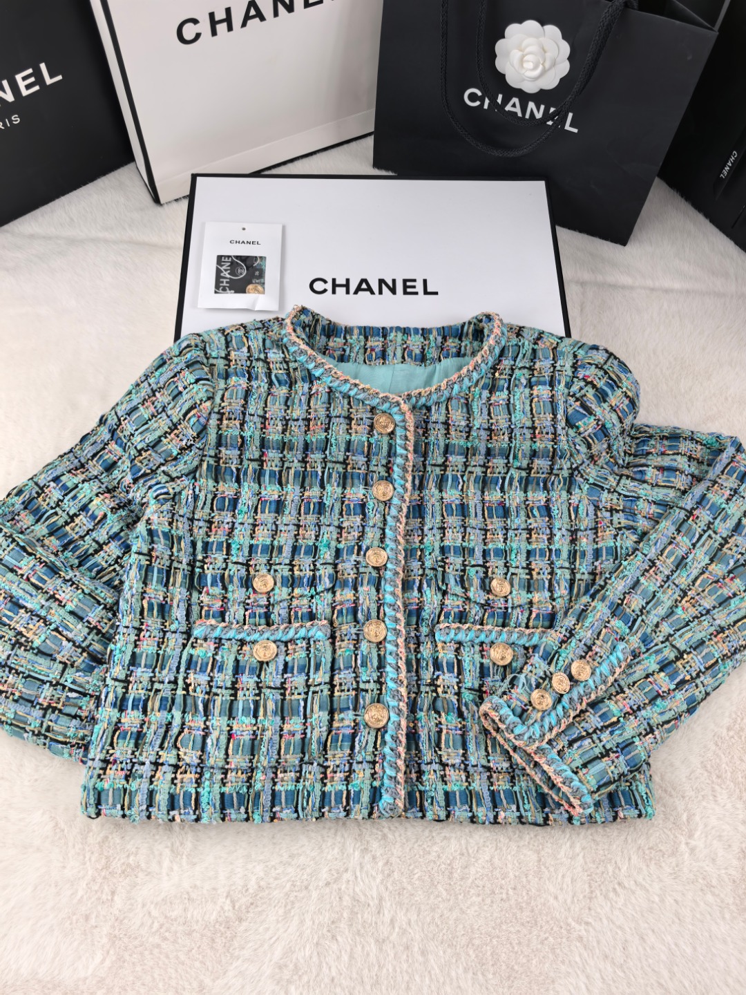 NO:454398,Xiaoxiang new plaid contrast cardigan YB1:1 three-code spot, alexander wang19860909小香新款格纹撞色开衫 YB1:1 三码现货,,alexander wang,Women's clothing