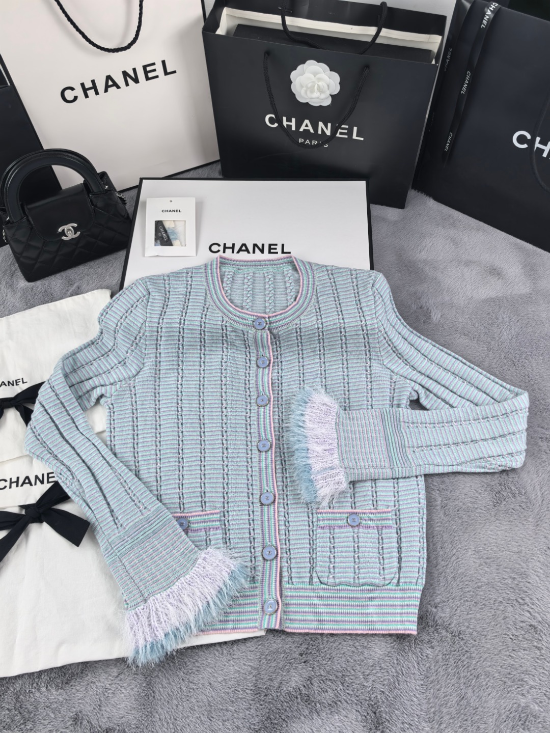 NO:475127,Xiaoxiang new striped contrasting cardigan YB1:1 three-code spot, alexander wang19860909小香新款条纹撞色开衫 YB1:1 三码现货,,alexander wang,Women's clothing