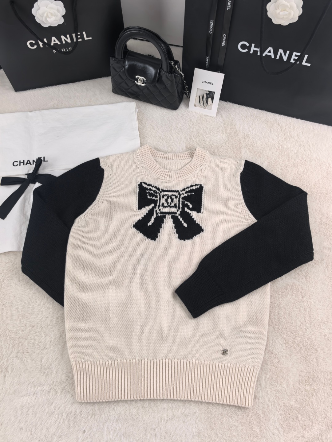 NO:577617,Xiaoxiang bow pattern jacquard pullover YB1:1 three sizes in stock,,alexander wang19860909小香蝴蝶结图案提花套头 YB1:1 三码现货,,alexander wang,Women's clothing