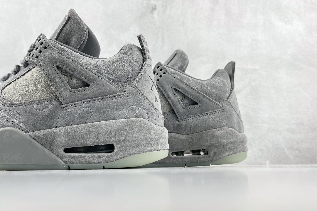 580 Jordan Air Jordan 4 retro kaws灰色 930155-003