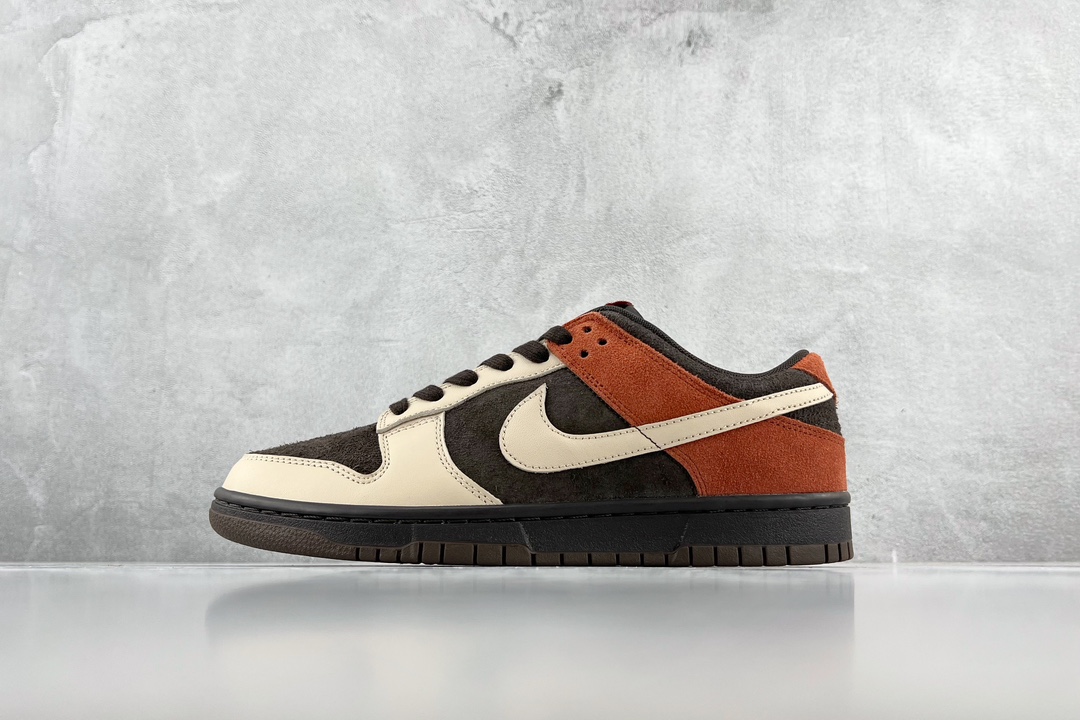 300 Nike Dunk Low “Red Panda” 灰白红 FV0395-200