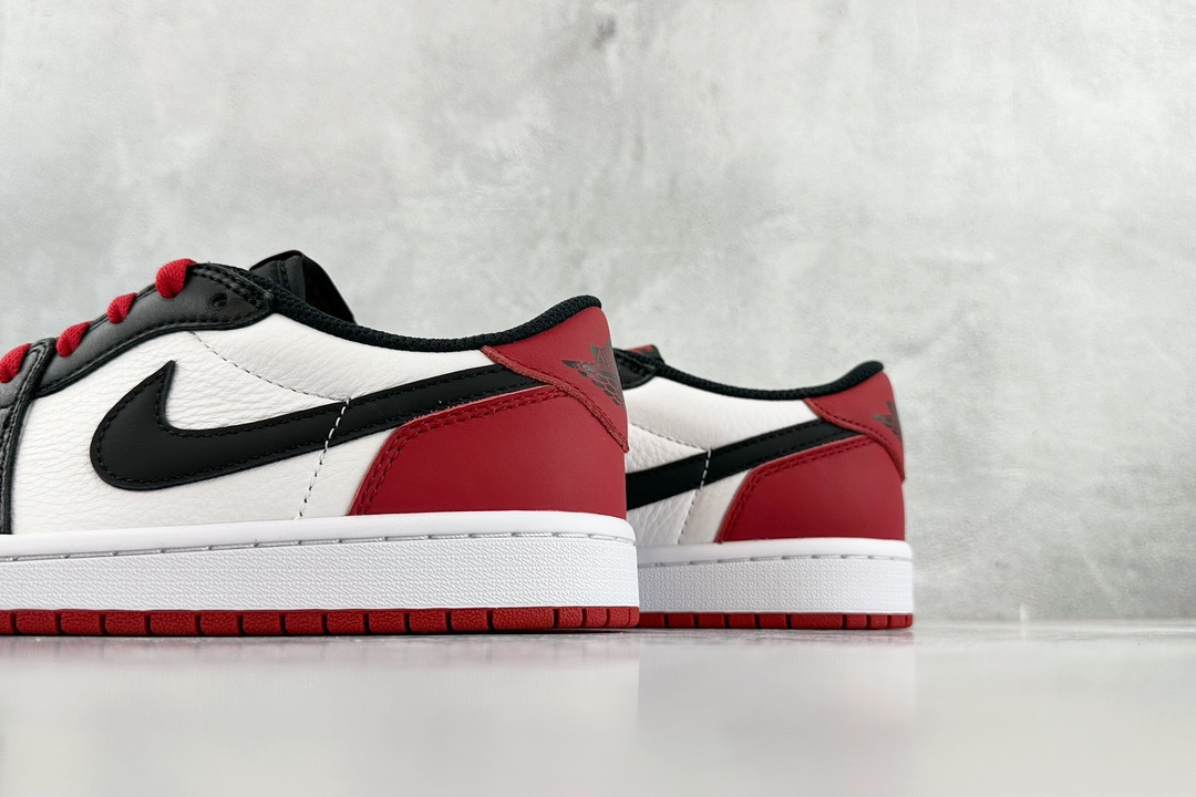 300 巅峰品质 Jordan Air Jordan 1 Low OG "Black Toe" 黑白 CZ0790-106