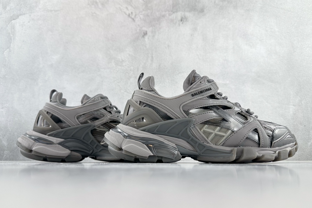 VG 520 Balenciaga巴黎世家 Track 2.0 灰色 668822W3CT11800