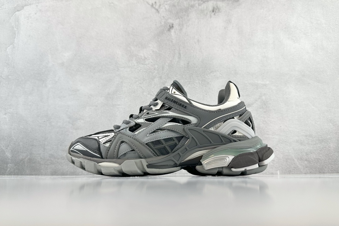 VG 520 Balenciaga巴黎世家 Track 2.0 灰色 568614W2GN31285