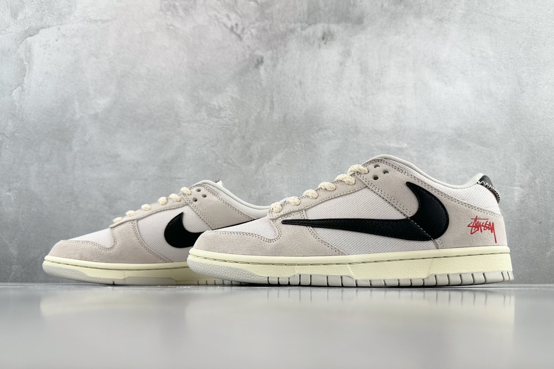 280 Stussy x Nike  SB Dunk Low 斯图西联名 米白 DD9776-068