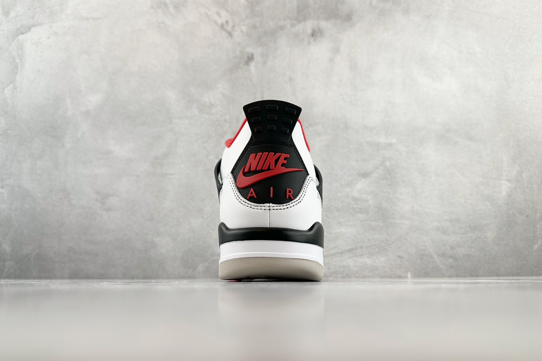 300 Air Jordan 4 Retro “Fire Red” 火焰红 DC7770-160