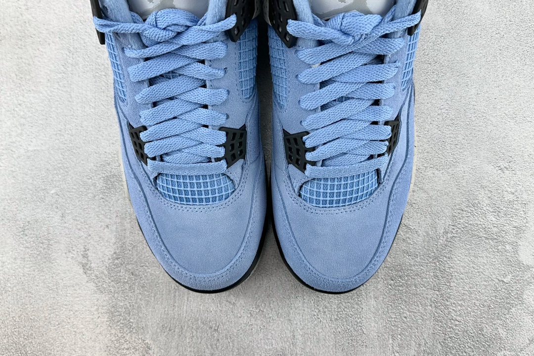 300 Jordan Air Jordan 4 retro "university blue"大学蓝 CT8527-400