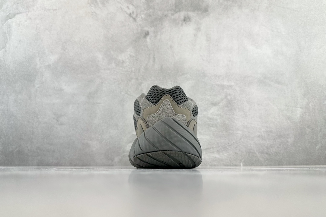 Pure adidas originals Yeezy 500 Earth Grey ”Granite” GW6373