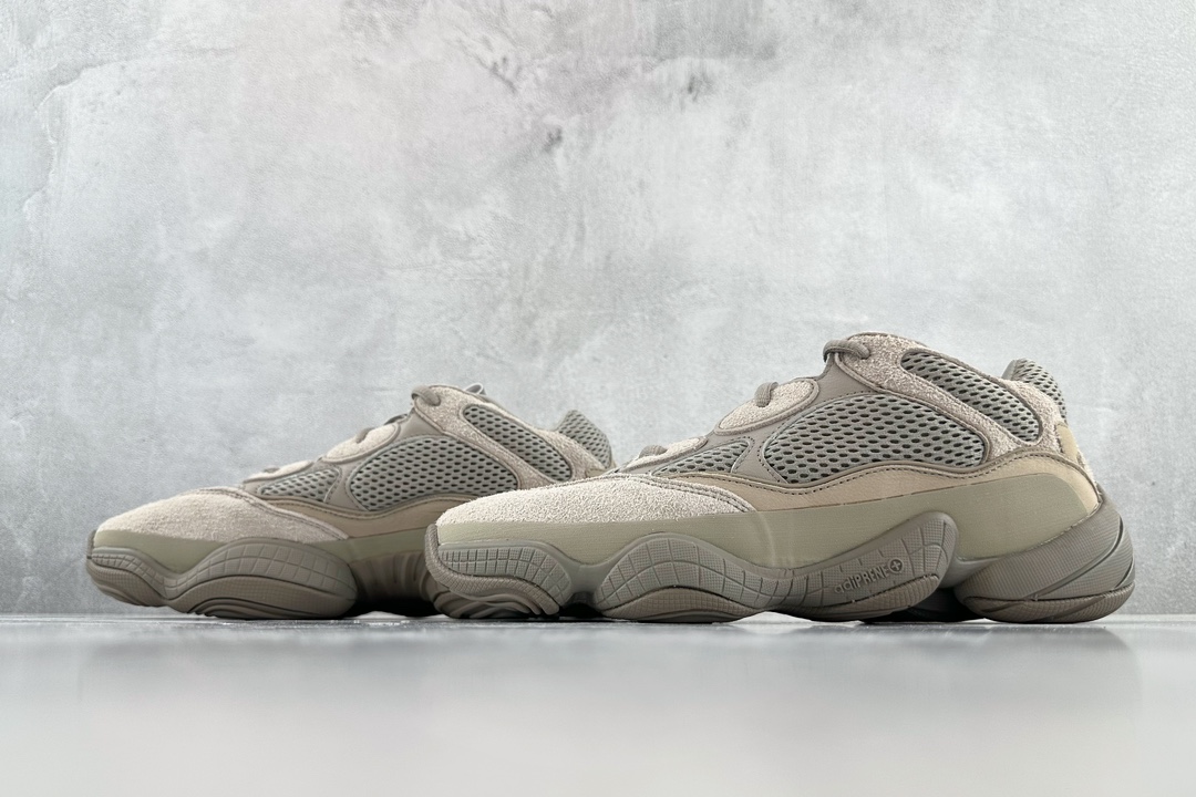 Pure adidas originals Yeezy 500 ”Ash Grey” GX3607