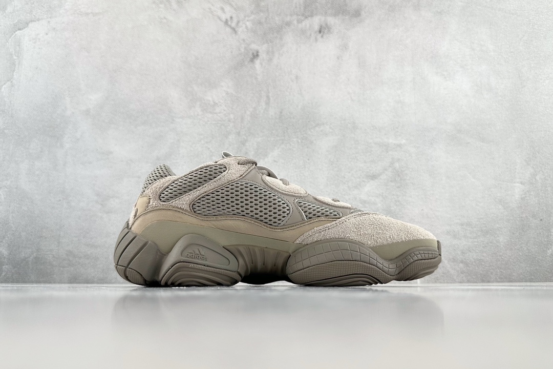 Pure adidas originals Yeezy 500 ”Ash Grey” GX3607