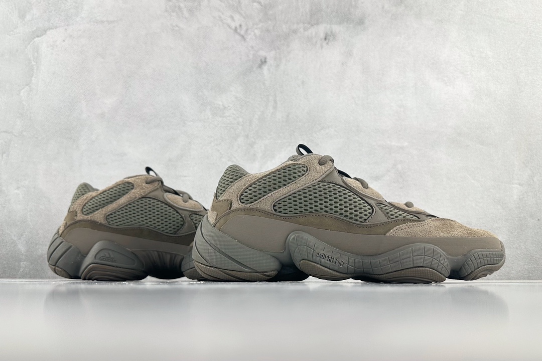 adidas originals Yeezy 500 ”Clay Brown” GX3606