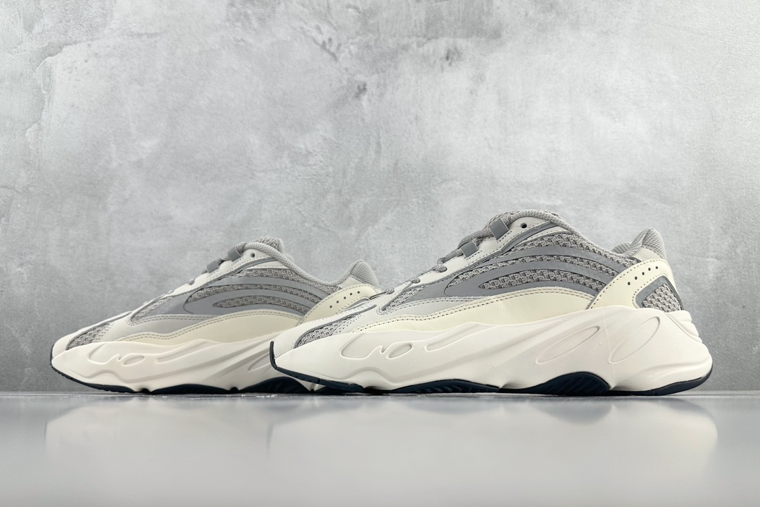 adidas originals Yeezy boost 700 V2 Grey ”Static” EF2829