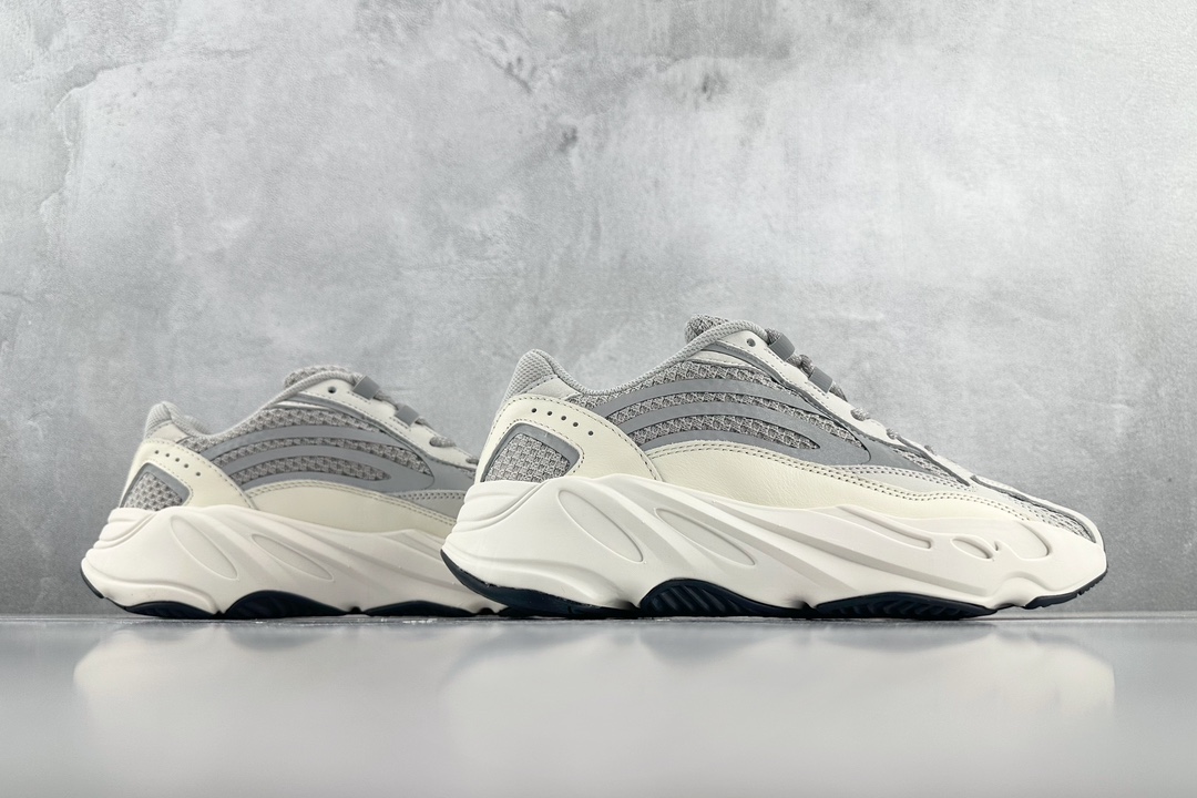 adidas originals Yeezy boost 700 V2 Grey ”Static” EF2829