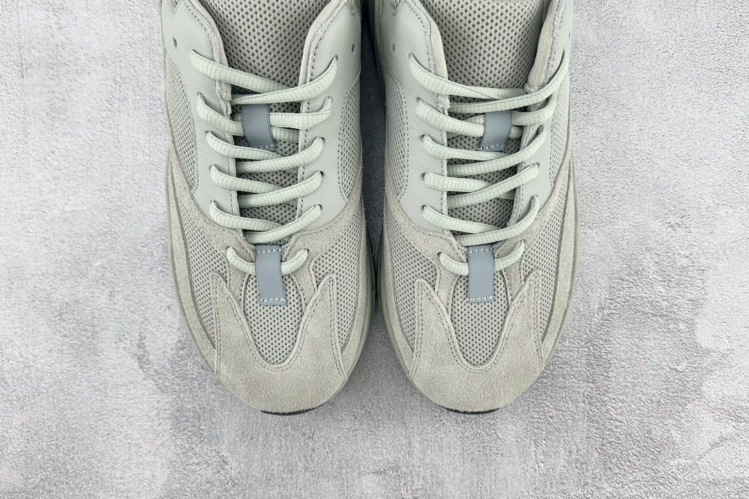 adidas originals Yeezy boost 700 ”Salt” EG7487