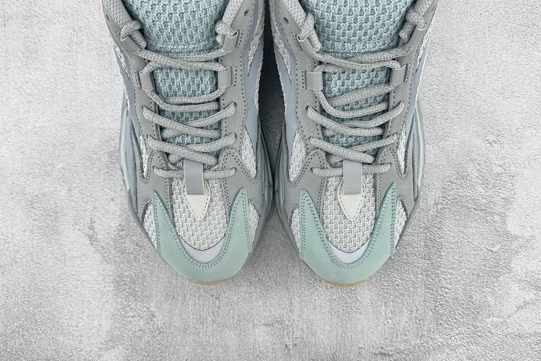 adidas originals Yeezy boost 700 V2 inertia ”nertia” blue gray FW2549