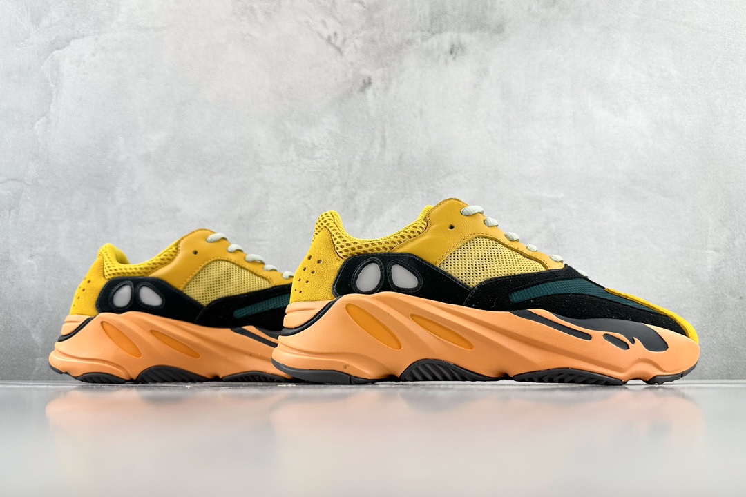 adidas originals Yeezy boost 700 ”Sun” orange GZ6984