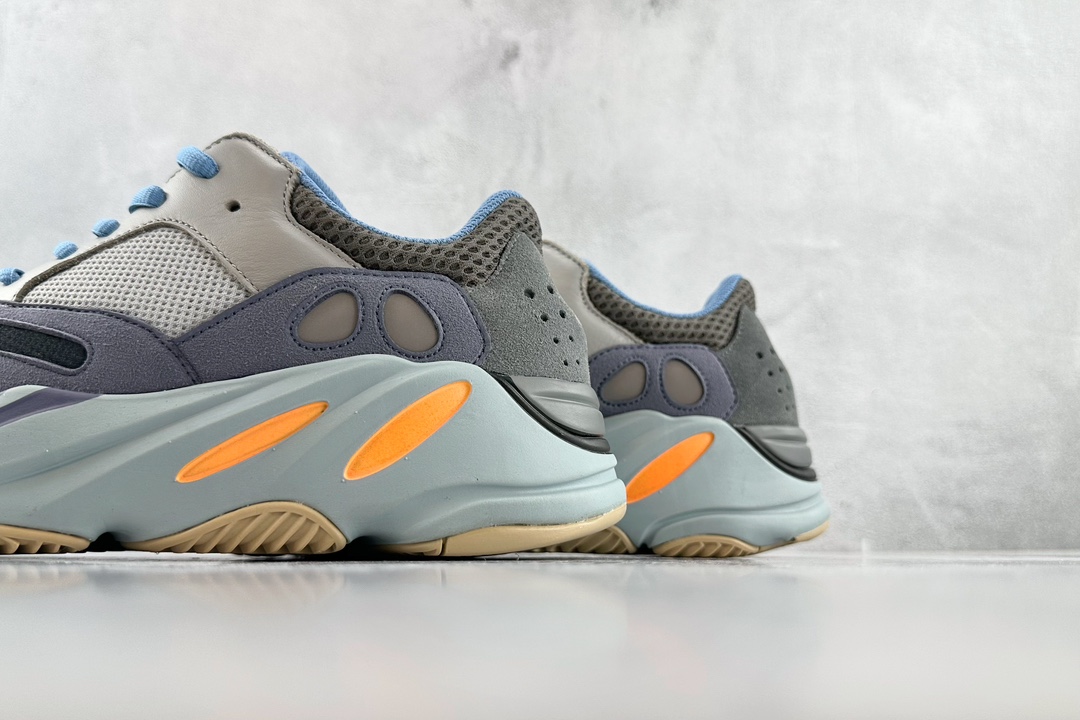 adidas originals Yeezy boost 700 Carbon Blue FW2498