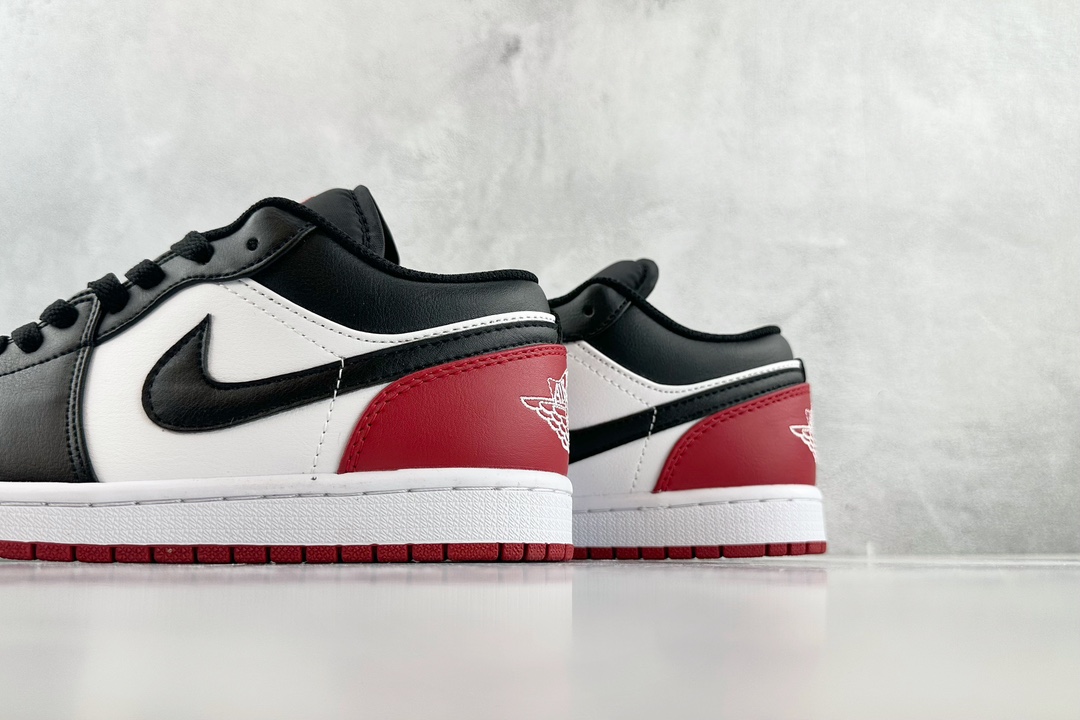 Jordan Air Jordan 1 Low ”Bred Toe” Black and Red Toe 553558-161