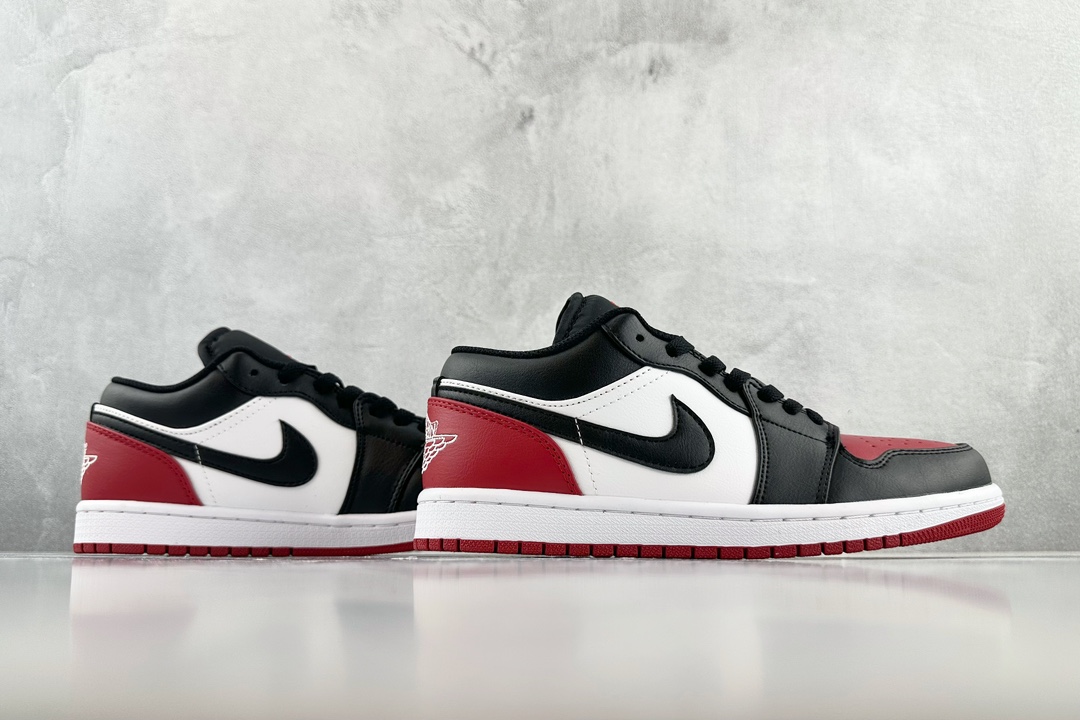 Jordan Air Jordan 1 Low ”Bred Toe” Black and Red Toe 553558-161