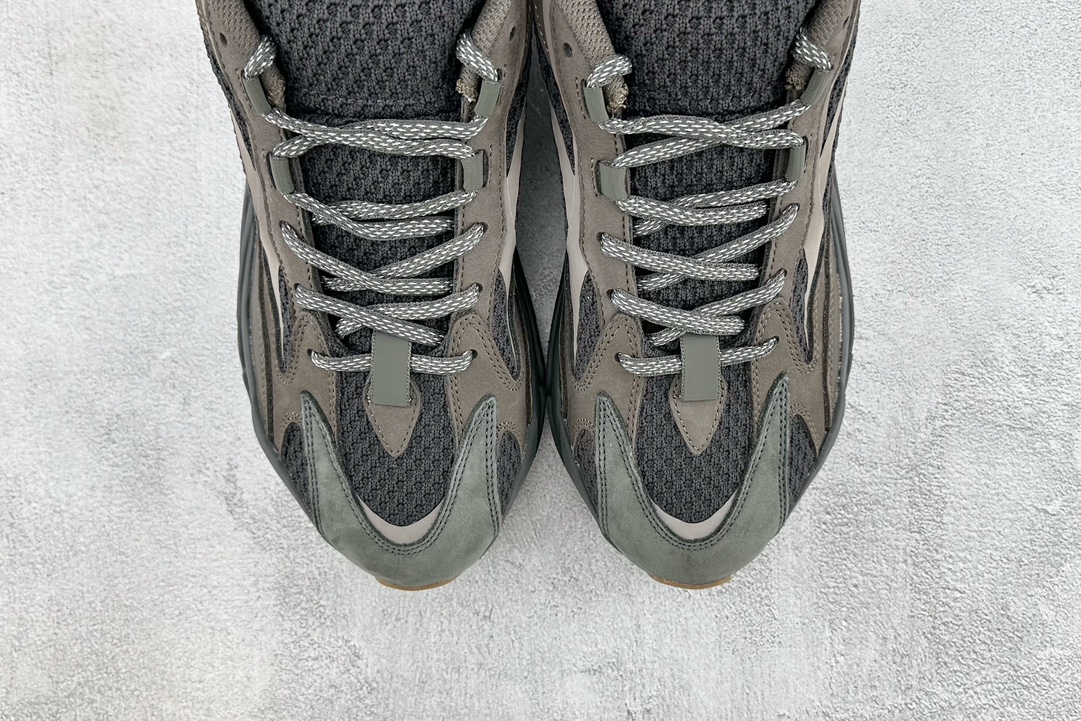 adidas originals Yeezy boost 700 V2 Geode Treasure ”Geode” EG6860