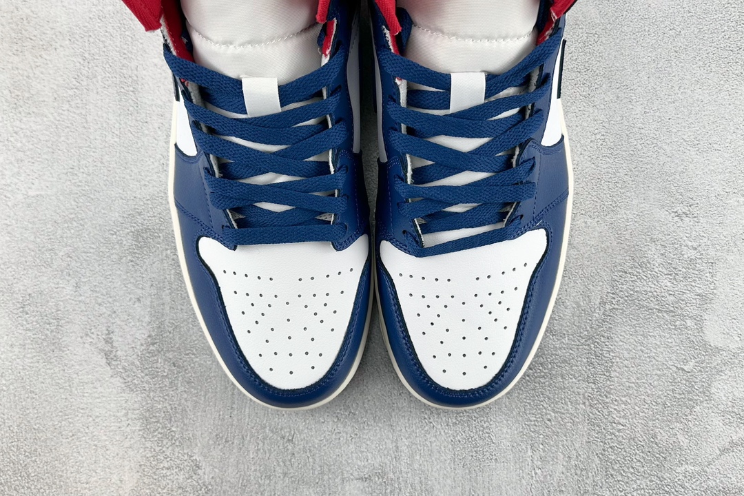 Jordan Air Jordan 1 Mid ”French Blue” blue and white BQ6472-146