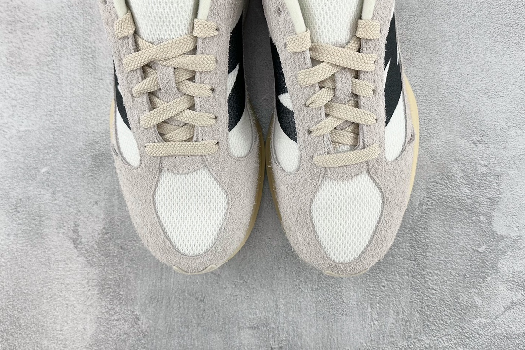 New Balance Warped Runner Beige UWRPDMOB