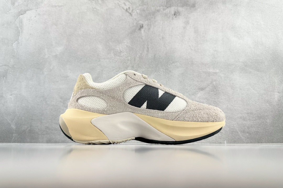 New Balance Warped Runner Beige UWRPDMOB