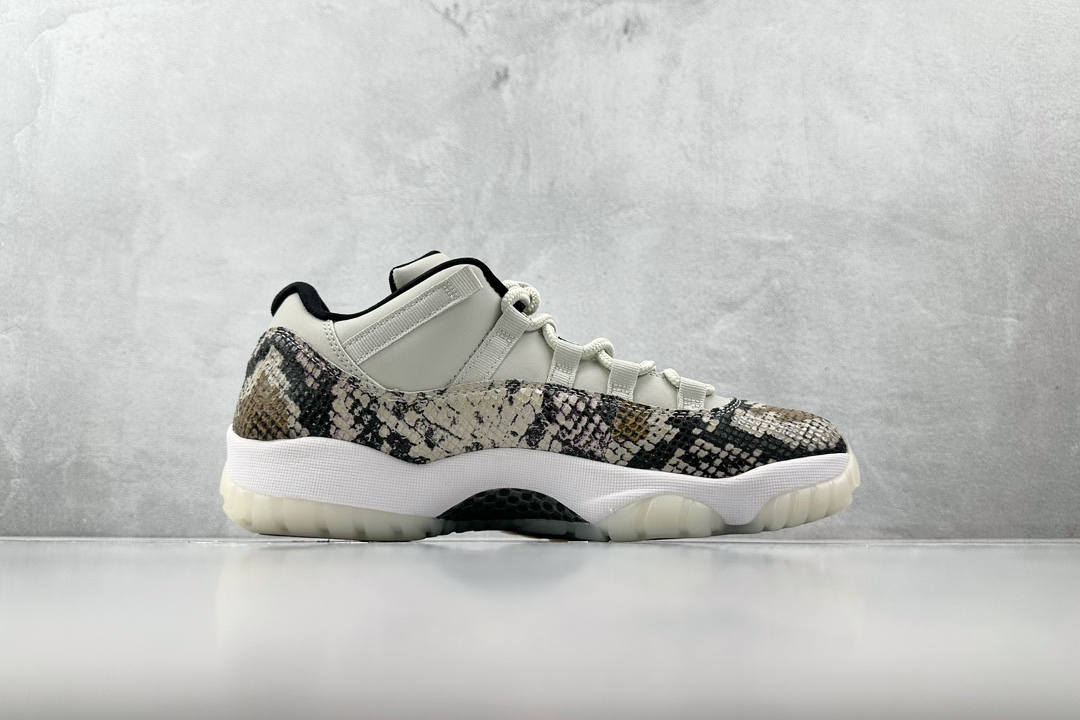 纯原口碑神作外贸特供JordanAirJordan11snakeskin白色货号CD6846002尺码4